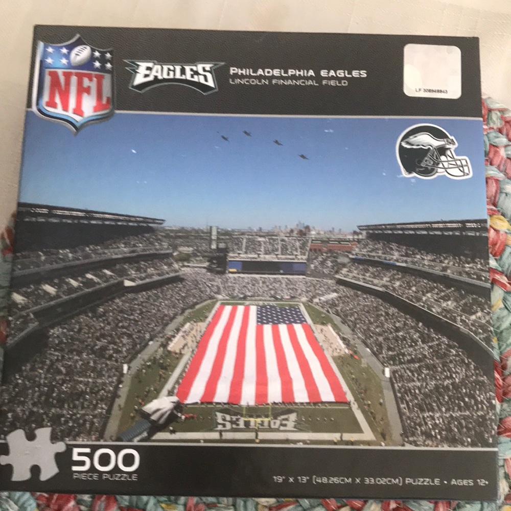NFL EAGLES PUZZLE.